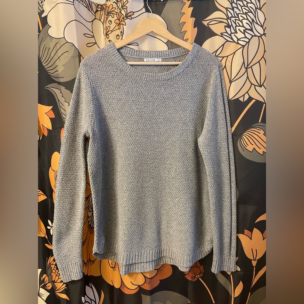 Pink Clover Lightweight Gray Knit Crewneck Pullover Sweater